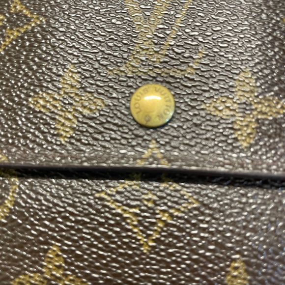 Clearance!  Authentic Louise Vuitton Wallet TH0976 - Picture 11 of 15